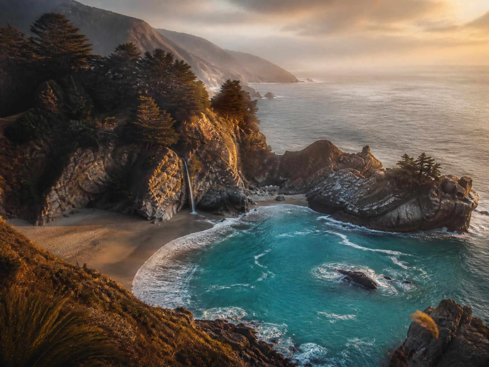 McWay Falls and its turquoise cove in Big Sur